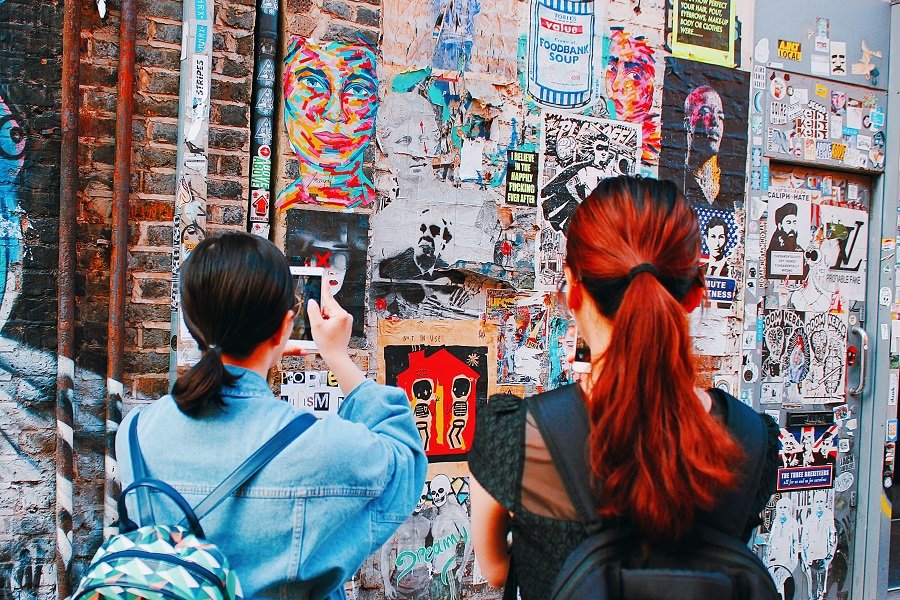 Queen Mary Summer School Students enjoying an East End Art Walk Tour